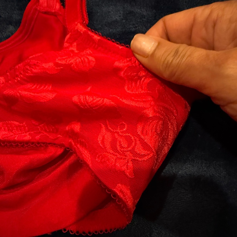 Wacoal Scarlet Floral Lace Bra - Picture 5 of 6